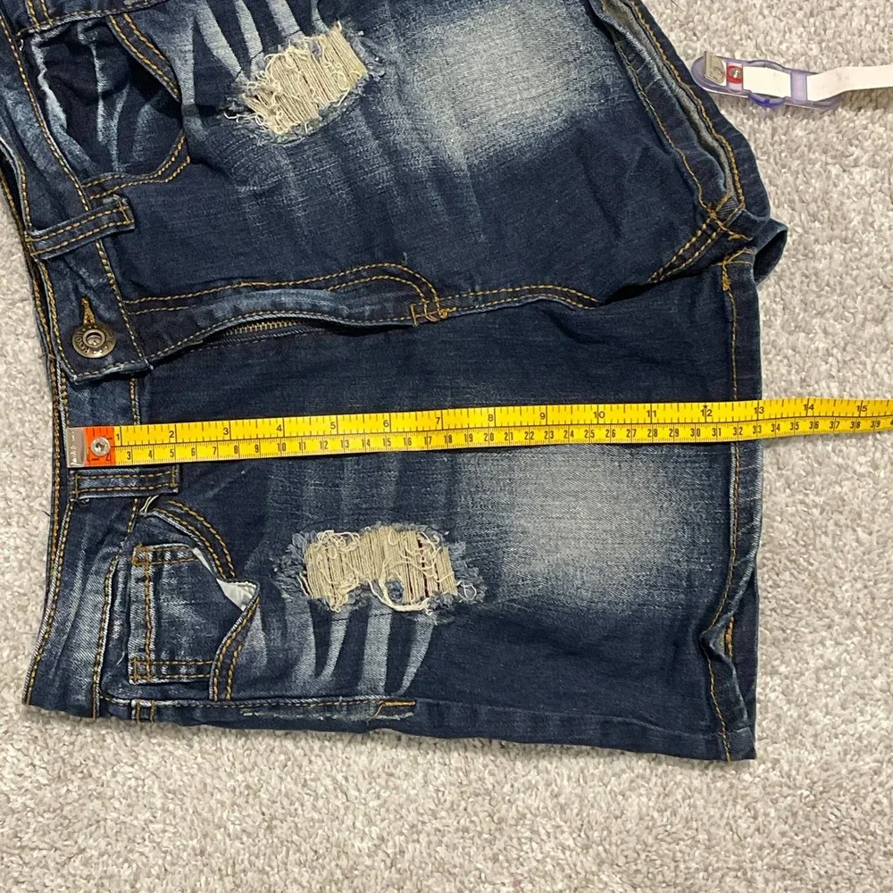 Revolt Jeans Dark Wash Distressed Denim Shorts High Rise‎ Ripped Size 11